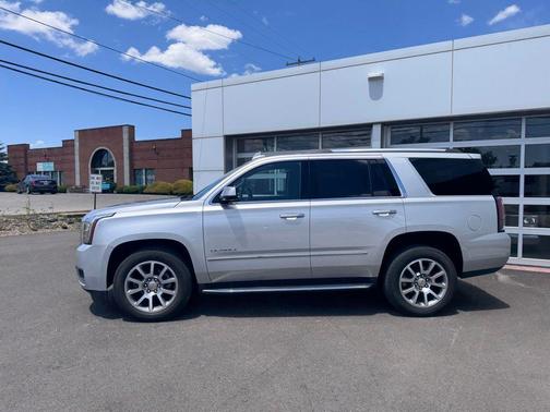 Quicksilver Metallic 2017 GMC Yukon Denali
