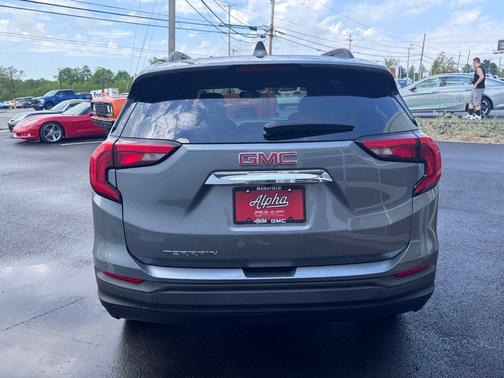 Satin Steel Metallic 2018 GMC Terrain SLE