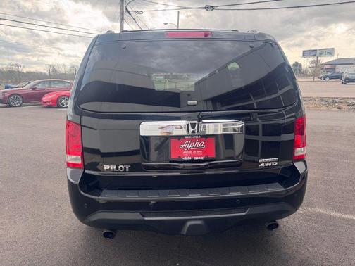 Taffeta White 2015 Honda Pilot Touring