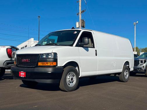 2025 GMC Savana 2500 RWD 3500 Extended Wheelbase Work Van