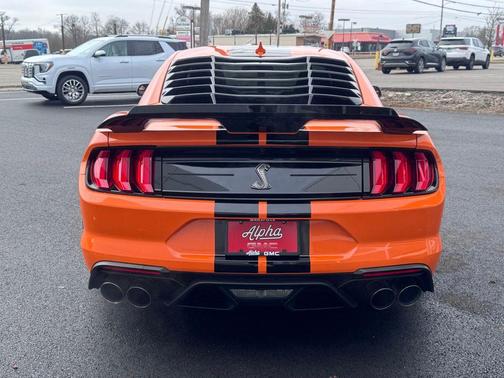 2021 Ford Shelby GT500 Base