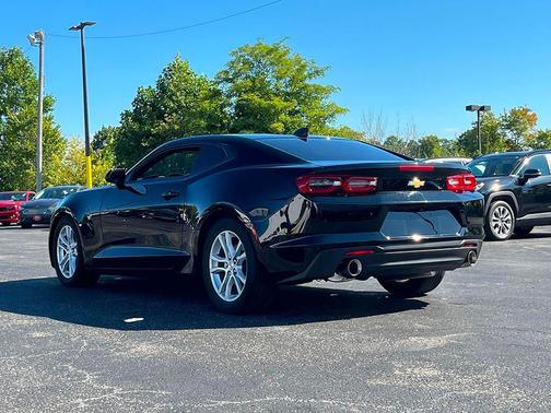 2021 Chevrolet Camaro 1LS