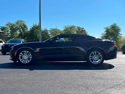2021 Chevrolet Camaro 1LS