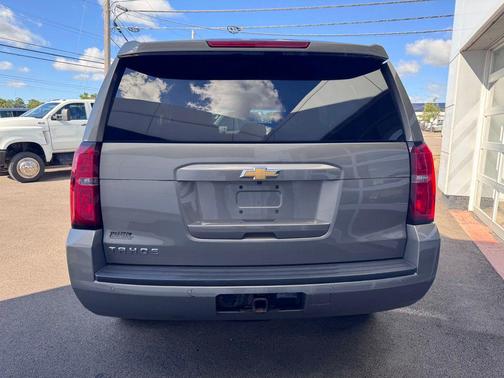 Pepperdust Metallic 2019 Chevrolet Tahoe LT