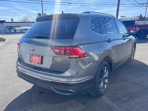2023 Volkswagen Tiguan 2.0T SE 4MOTION