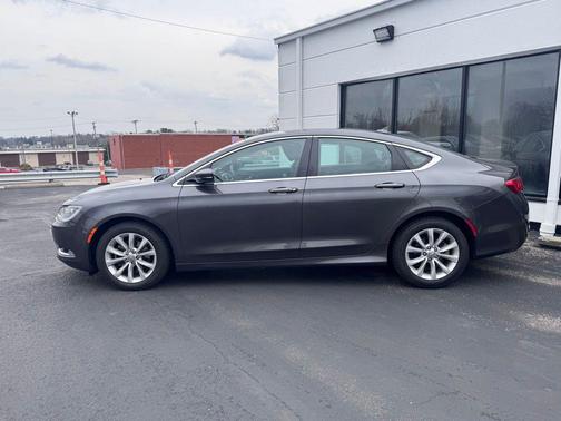 Granite Crystal Metallic Clearcoat 2015 Chrysler 200 C