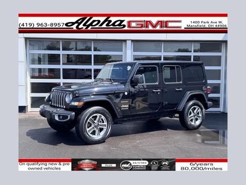 Black Clearcoat 2023 Jeep Wrangler 4-Door Sahara