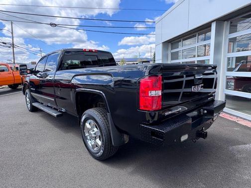 Onyx Black 2019 GMC Sierra 3500 Denali
