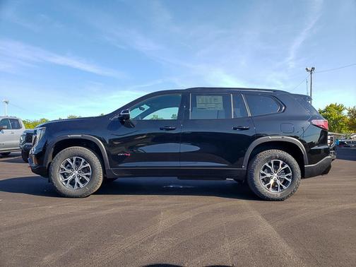 2026 GMC Acadia AWD AT4