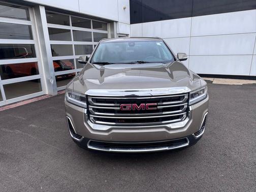 Light Stone Metallic 2023 GMC Acadia FWD SLE