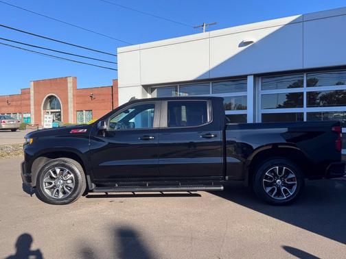 Black 2020 Chevrolet Silverado 1500 RST