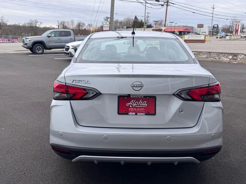 2025 Nissan Versa 1.6 S