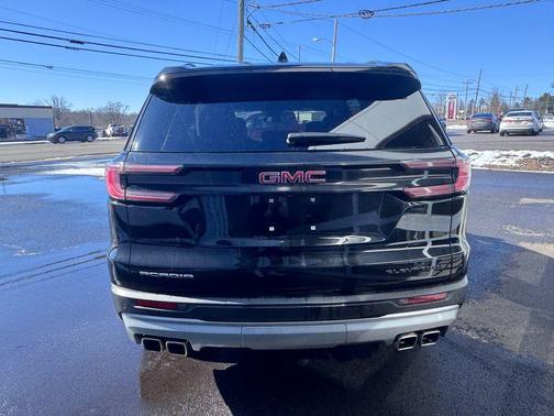 2024 GMC Acadia FWD Elevation