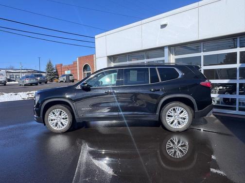 2024 GMC Acadia FWD Elevation