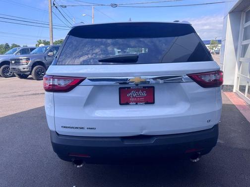 Summit White 2019 Chevrolet Traverse LT Cloth