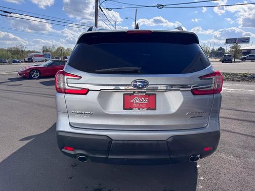 Ice Silver Metallic 2023 Subaru Ascent Limited