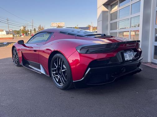 Red 2022 Maserati MC20 Base
