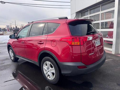 2014 Toyota RAV4 LE