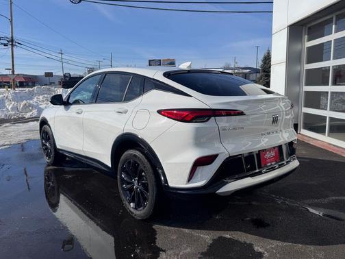 2024 Buick Envista Sport Touring FWD