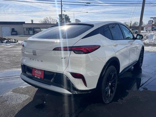2024 Buick Envista Sport Touring FWD