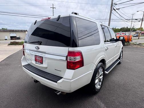 White Platinum Metallic Tri-Coat 2016 Ford Expedition Limited