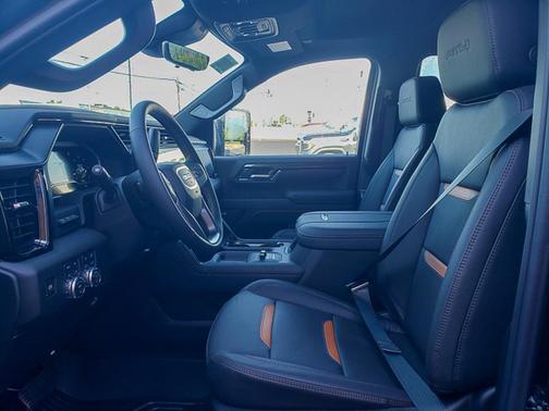 2025 GMC Sierra 2500 AT4