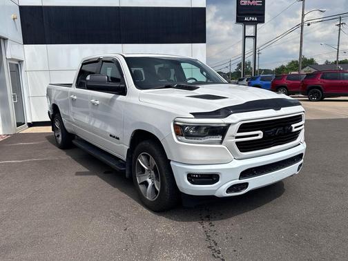 Bright White 2020 RAM 1500 Sport