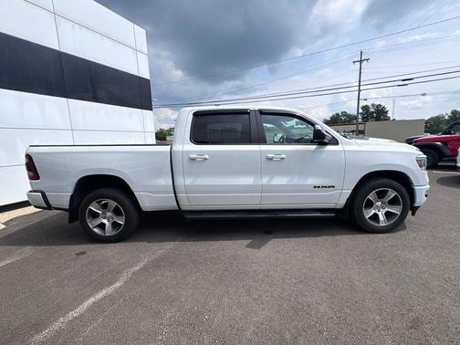 Bright White 2020 RAM 1500 Sport
