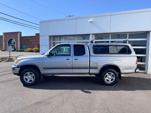 Silver Sky Metallic 2002 Toyota Tundra SR5
