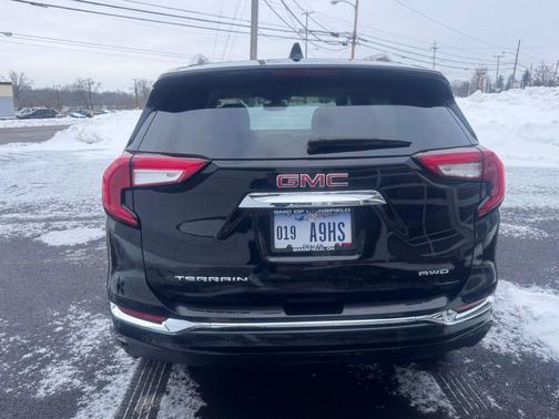 2023 GMC Terrain Denali