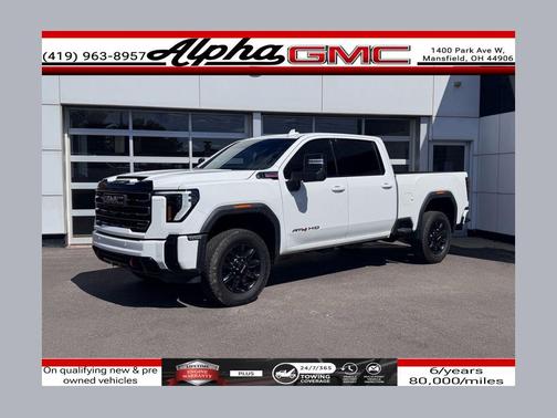 Summit White 2025 GMC Sierra 2500 AT4