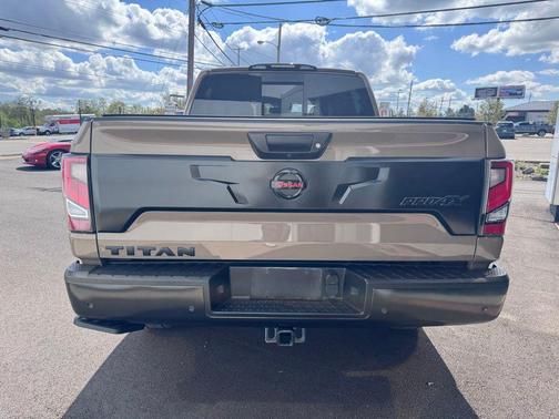 Baja Storm 2020 Nissan Titan PRO-4X