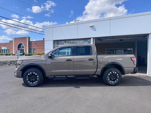 Baja Storm 2020 Nissan Titan PRO-4X
