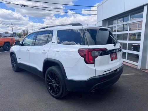 Summit White 2023 GMC Acadia AWD SLT