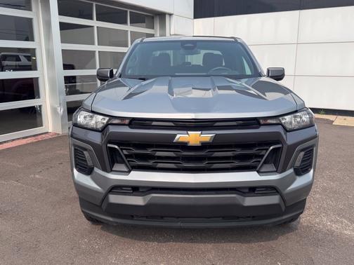 Silver 2024 Chevrolet Colorado LT