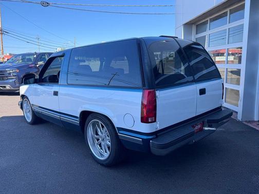 Dark Beige Metallic 1999 Chevrolet Tahoe Base