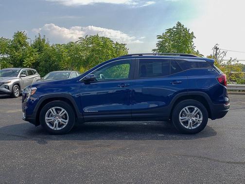 2022 GMC Terrain SLE