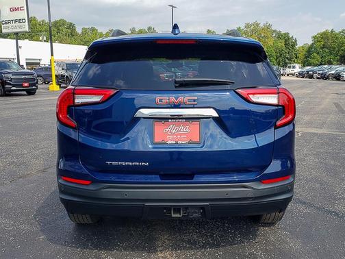 2022 GMC Terrain SLE