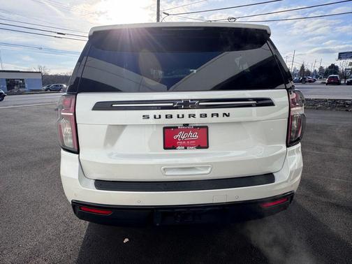 2024 Chevrolet Suburban 4WD Z71