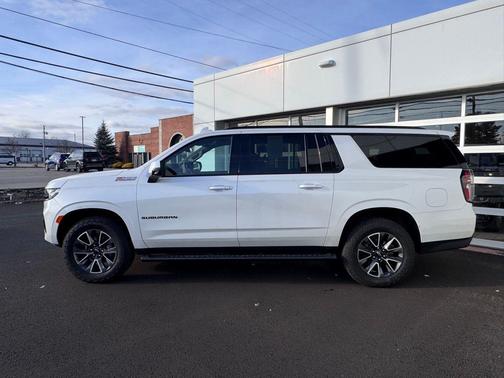 2024 Chevrolet Suburban 4WD Z71