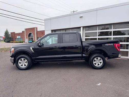Agate Black Metallic 2021 Ford F-150 XLT