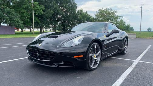 Black 2014 Ferrari California Base