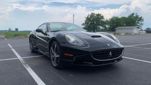 Black 2014 Ferrari California Base
