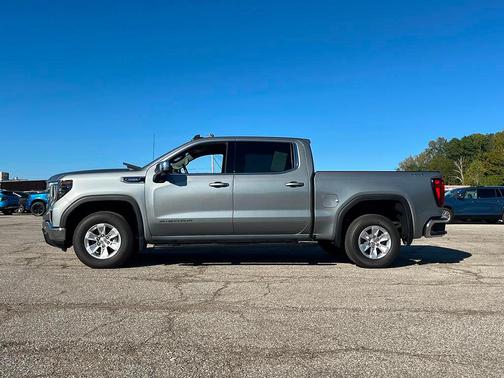 2025 GMC Sierra 1500 SLE