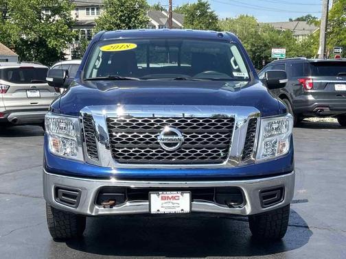 Deep Blue Pearl 2018 Nissan Titan SV
