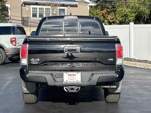 2016 Toyota Tacoma Limited