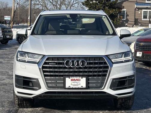 2019 Audi Q7 55 Premium Plus