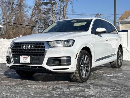 2019 Audi Q7 55 Premium Plus