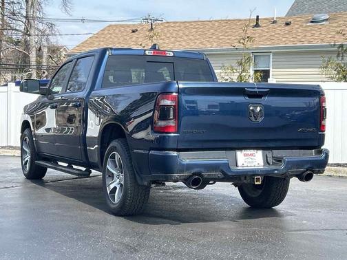 Patriot Blue Pearl 2020 RAM 1500 Sport