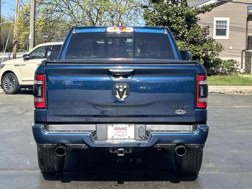 Patriot Blue Pearl 2020 RAM 1500 Sport